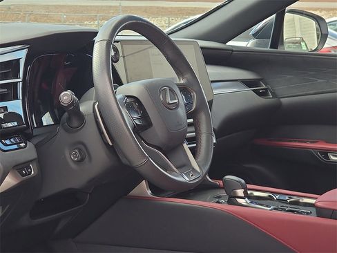 Used 2023 Lexus RX 500h F Sport image 21
