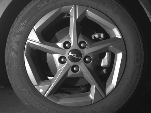 Used 2025 Kia K4 FWD image 13