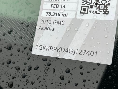 Used 2016 GMC Acadia SLE image 22