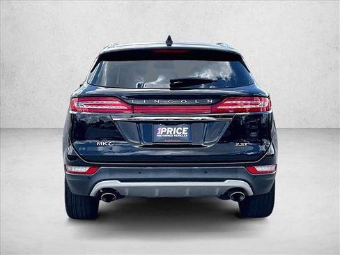 Used 2019 Lincoln MKC Reserve w/ MKC Climate Package AWD/4WD image 4