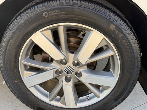 Used 2014 Nissan Pathfinder Platinum w/ Platinum Premium Package image 9