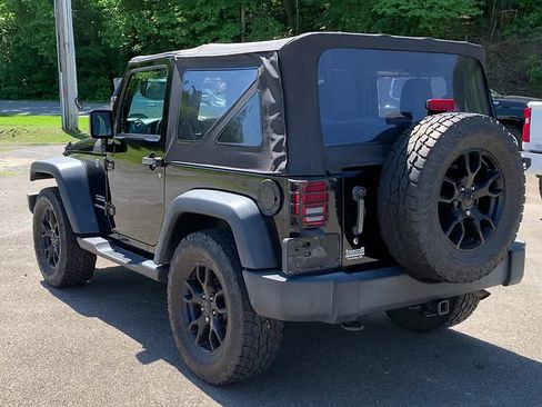 Used 2016 Jeep Wrangler Sport w/ Quick Order Package 24S AWD/4WD image 3