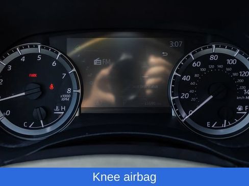 Used 2023 Toyota Highlander XLE AWD/4WD image 33