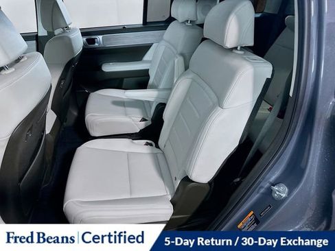 Certified 2025 Hyundai Santa Fe Calligraphy image 17