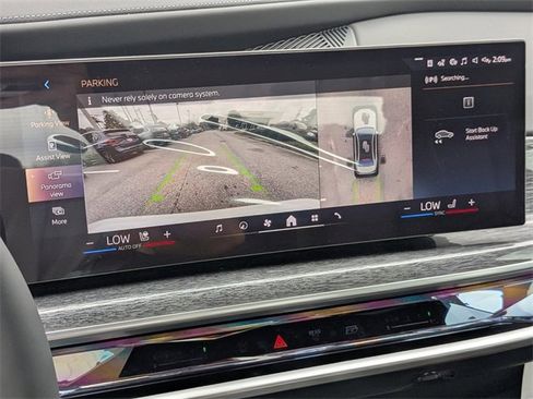 New 2025 BMW 740i image 23