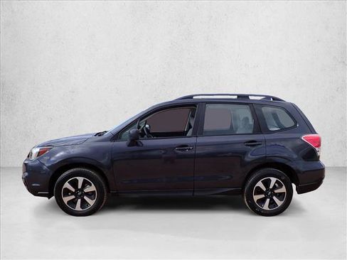 Used 2018 Subaru Forester 2.5i w/ Alloy Wheel Package AWD/4WD image 2