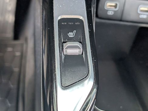 Used 2022 Kia Sorento SX image 18