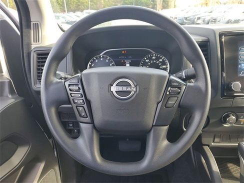 Used 2022 Nissan Frontier S image 24