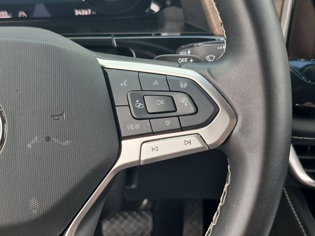 Used 2025 Volkswagen Atlas SE FWD image 21