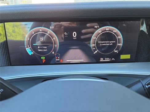 New 2026 Volkswagen Tiguan SE image 16