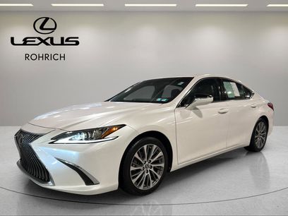 Certified 2021 Lexus ES 250 w/ Premium Package