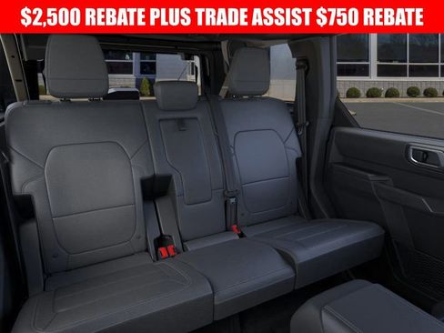 New 2025 Ford Bronco Outer Banks image 11