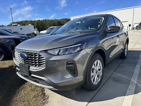 New 2026 Ford Escape Active image 3