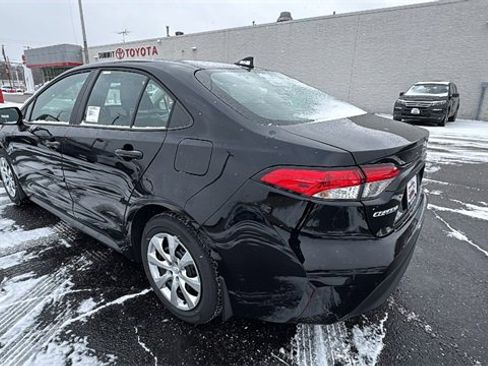 New 2026 Toyota Corolla LE image 3