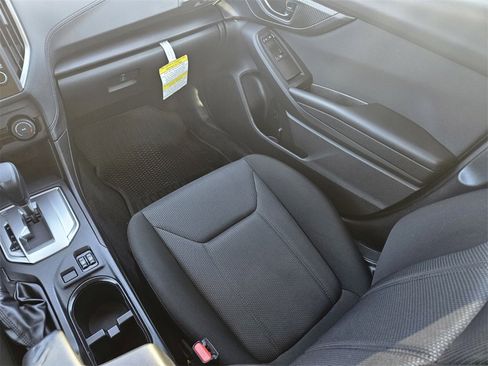 Used 2022 Subaru Impreza Premium image 12