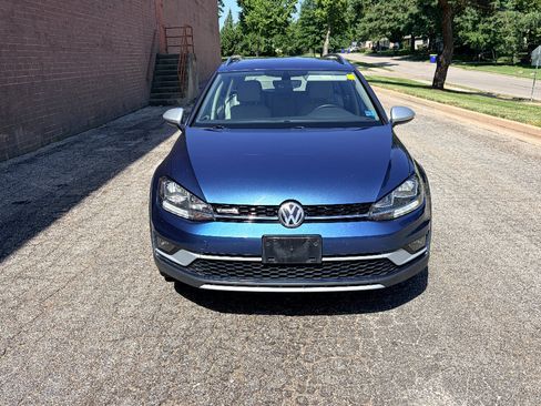 Used 2019 Volkswagen Golf Alltrack SE AWD/4WD image 8