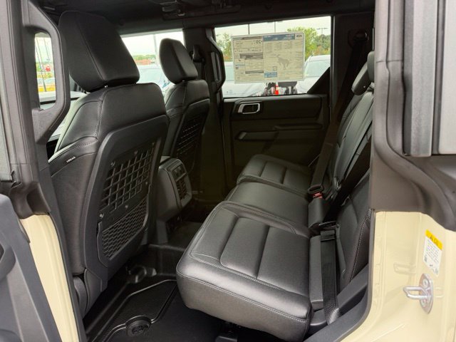 New 2026 Ford Bronco Big Bend w/ Black Diamond Package AWD/4WD image 7
