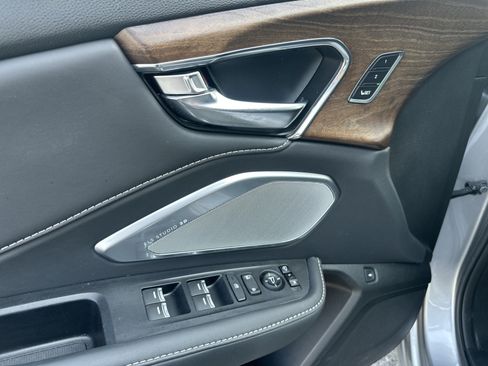 Used 2023 Acura RDX AWD w/ Advance Package image 13