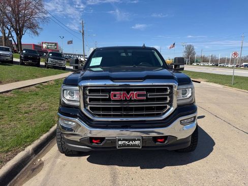 Used 2018 GMC Sierra 1500 SLE w/ Suspension Package, Off-Road image 8