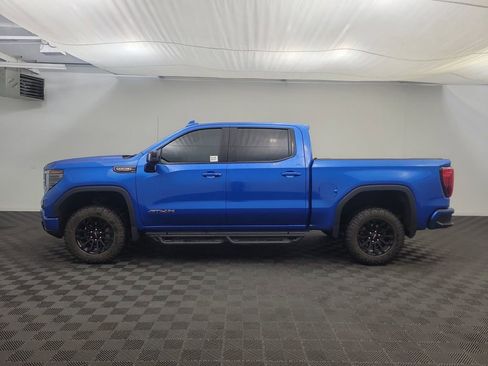 Used 2022 GMC Sierra 1500 AT4X image 2