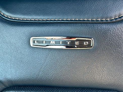 Used 2018 Ford F150 Limited image 24