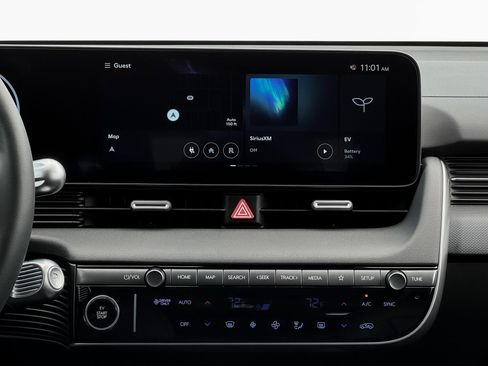 New 2025 Hyundai Ioniq 5 SEL image 19