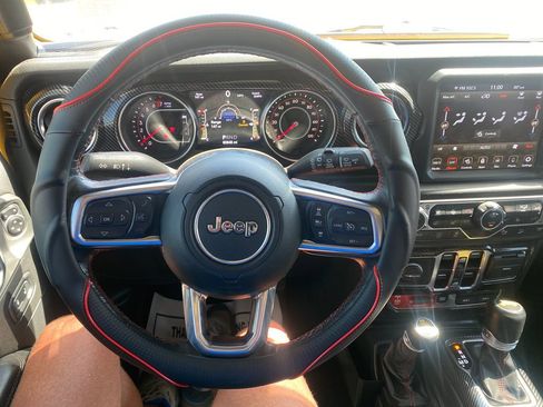 Used 2019 Jeep Wrangler Unlimited Rubicon AWD/4WD image 17