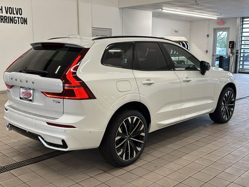 New 2026 Volvo XC60 T8 Ultra w/ Protection Package Premier AWD/4WD image 5