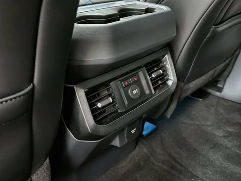 Used 2026 Ford F350 Platinum AWD/4WD image 27
