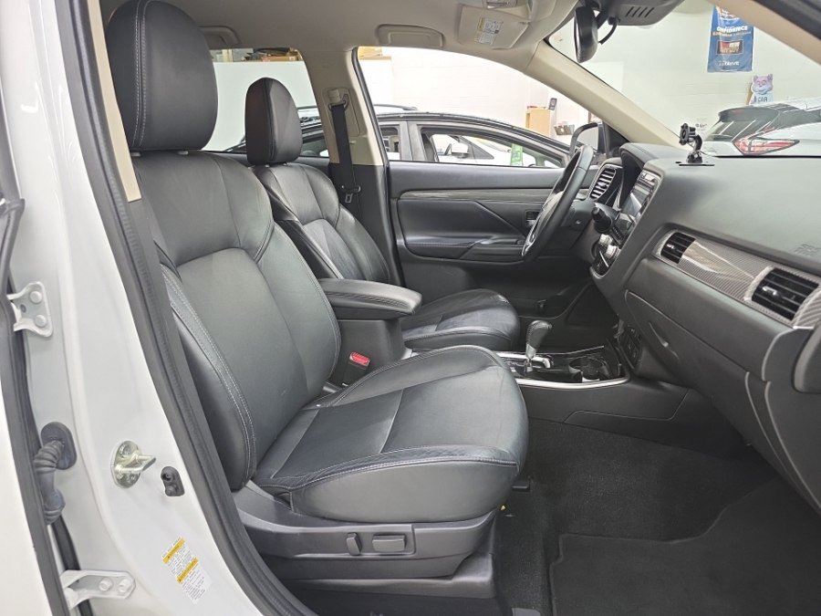 Used 2020 Mitsubishi Outlander SEL FWD image 8
