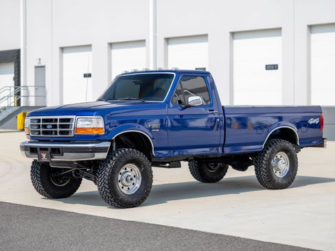 Used 1997 Ford F250 4x4 Regular Cab Heavy Duty image 6