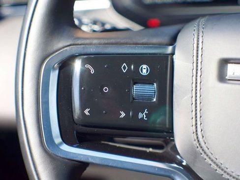 Used 2024 Land Rover Range Rover Sport SE image 21