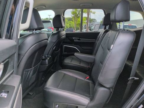 Used 2023 Kia Telluride S AWD/4WD image 17