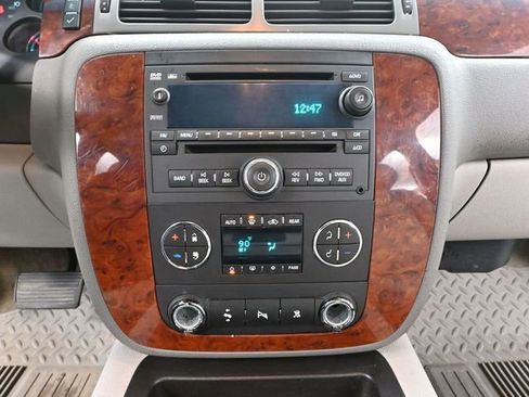 Used 2011 Chevrolet Tahoe LT w/ Luxury Package image 30