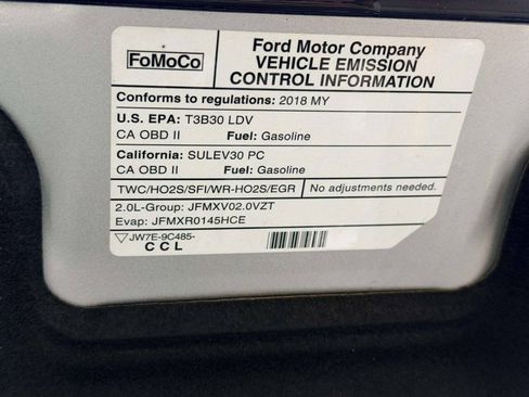 Used 2018 Ford Fusion SE FWD image 13