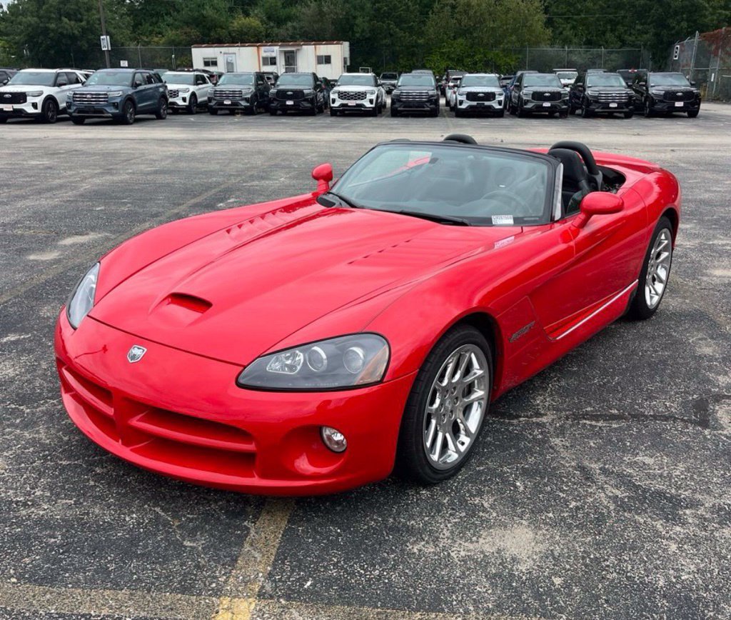 Used 2003 Dodge Viper SRT-10 RWD image 2