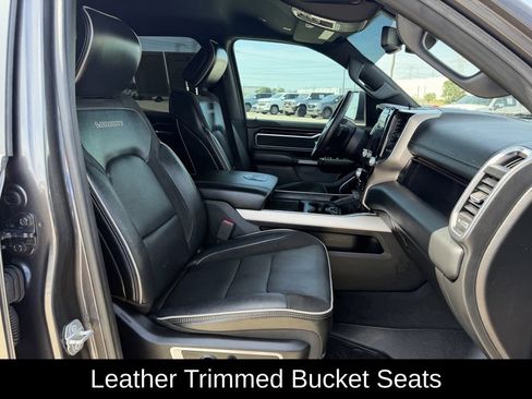 Used 2019 RAM 1500 Laramie w/ Sport Appearance Package AWD/4WD image 35