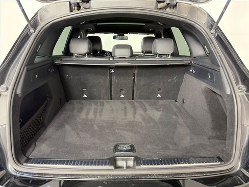 Used 2018 Mercedes-Benz GLC 300 4MATIC image 27