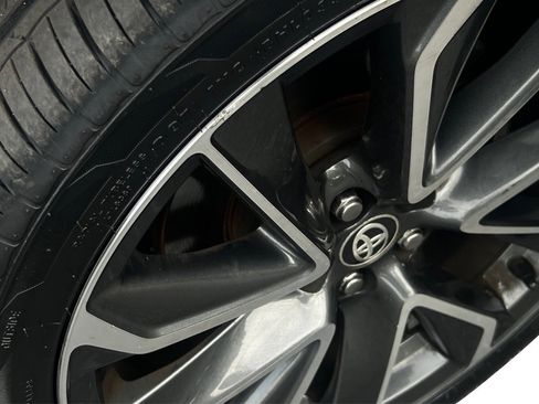 Used 2020 Toyota Corolla SE FWD image 43