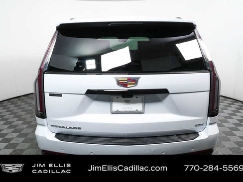 New 2026 Cadillac Escalade ESV Platinum Sport w/ LPO, Floor Liner Package image 26
