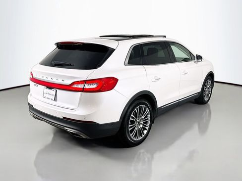 Used 2017 Lincoln MKX Reserve FWD image 9
