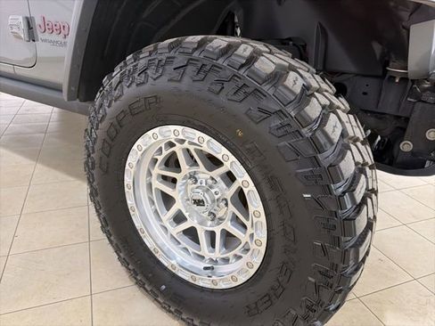 Used 2019 Jeep Wrangler Unlimited Rubicon AWD/4WD image 30