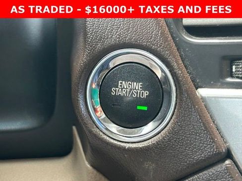 Used 2015 Chevrolet Suburban LTZ RWD image 28