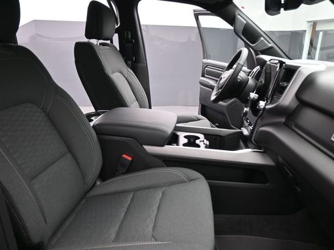 New 2026 RAM 1500 4x4 Crew Cab image 25