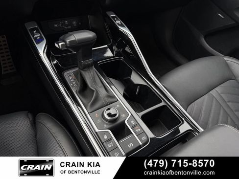 Certified 2025 Kia Sorento SX Prestige AWD/4WD image 19