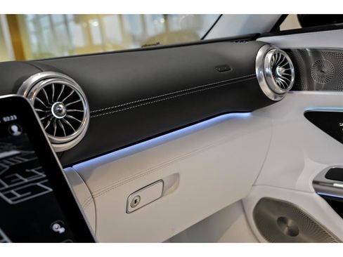 New 2026 Mercedes-Benz Maybach SL 680 image 28