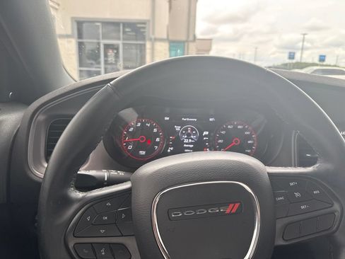 Used 2023 Dodge Charger SXT w/ Blacktop Package AWD/4WD image 17