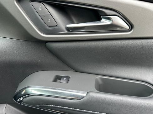 New 2025 Chevrolet Traverse LT w/ Enhanced Driving Package image 18