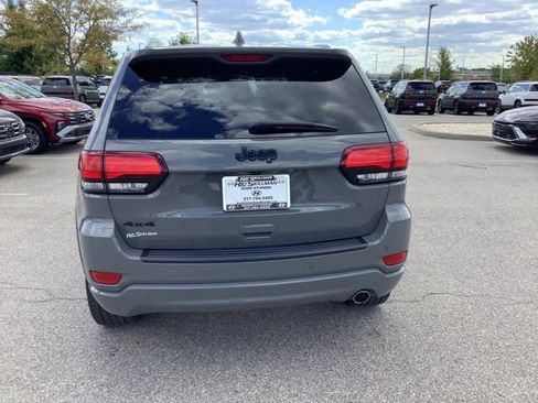 Used 2020 Jeep Grand Cherokee Altitude image 4