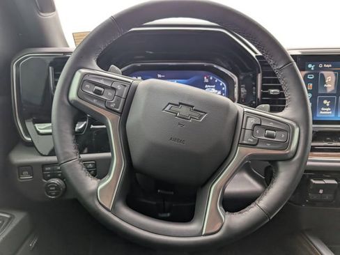 Used 2024 Chevrolet Silverado 1500 RST AWD/4WD image 19